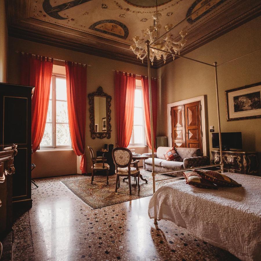 Salotto Delle Arti Hotel Modena Buitenkant foto